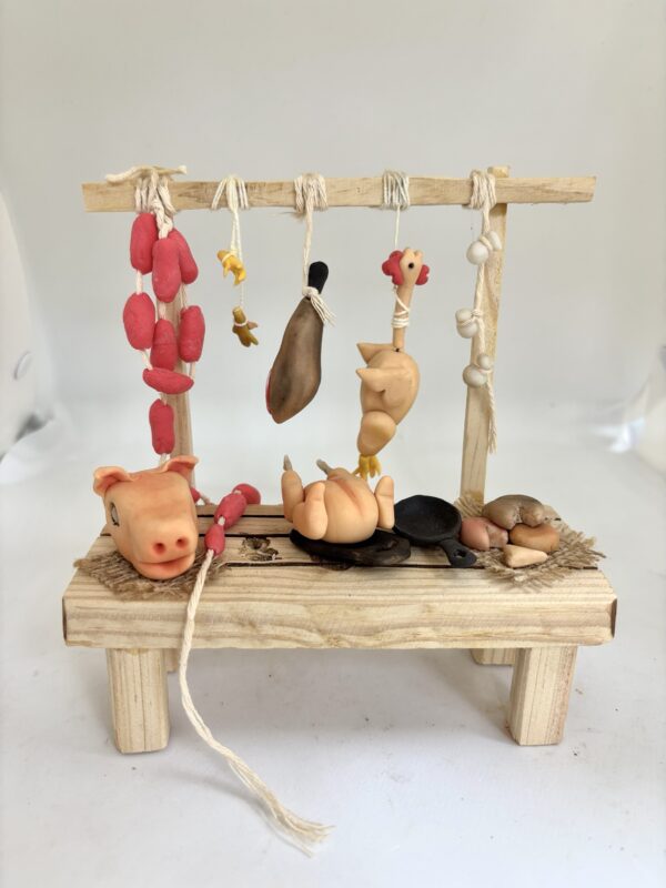 Puesto de venta de chorizos y carnes